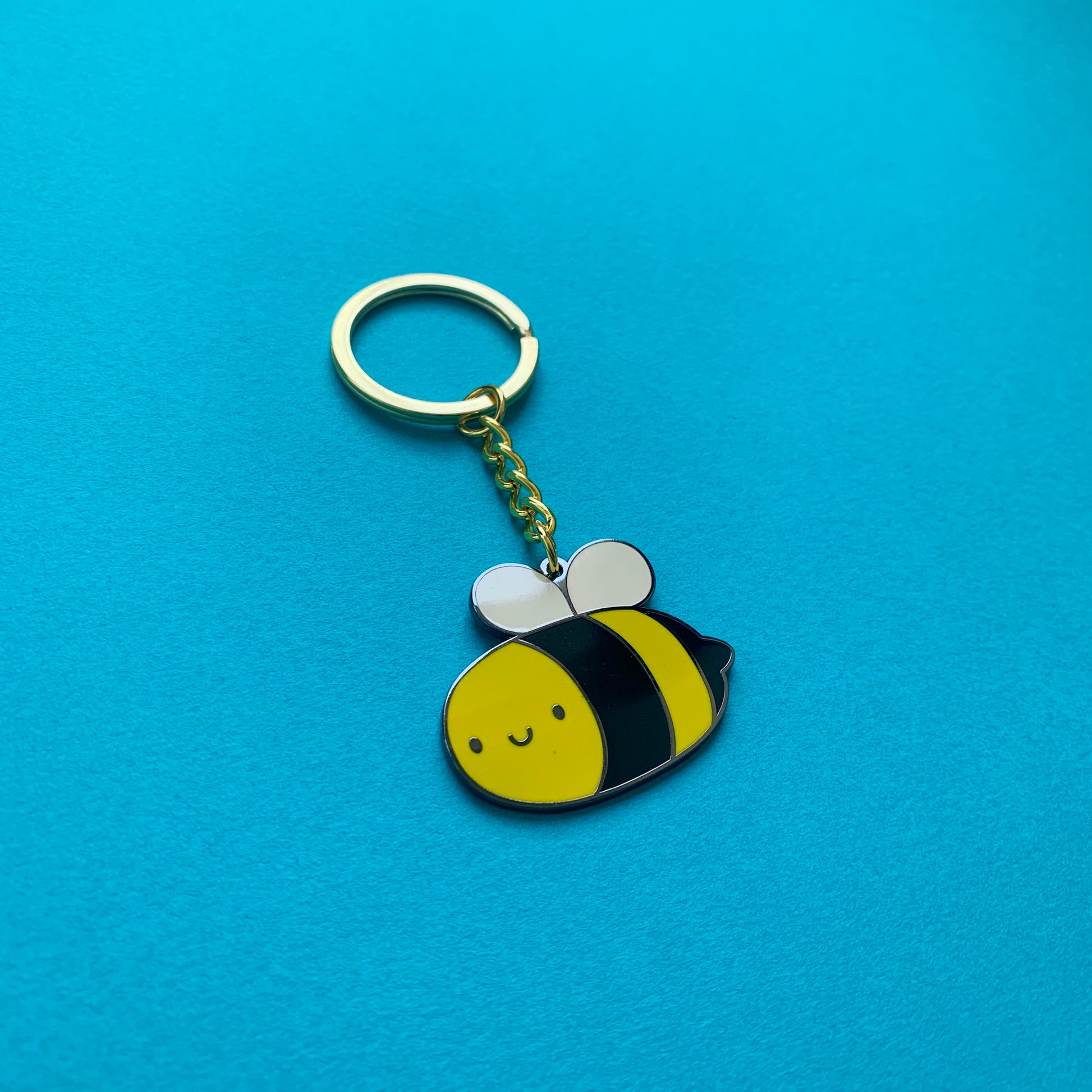 Bumble Bee Keychain – PeachyApricot